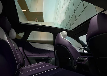 Panoramic sunroof with electric sunshade